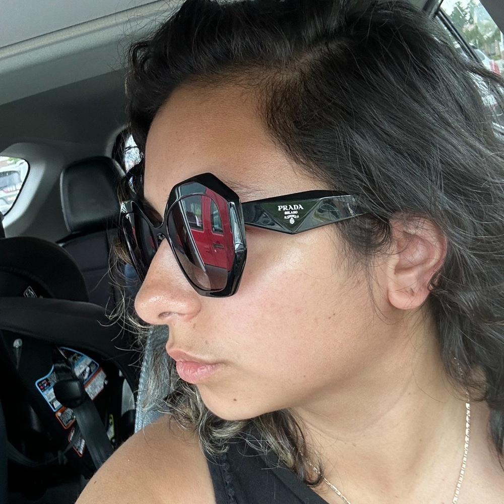Prada sunglasses. Black style: Prada PR 16WS